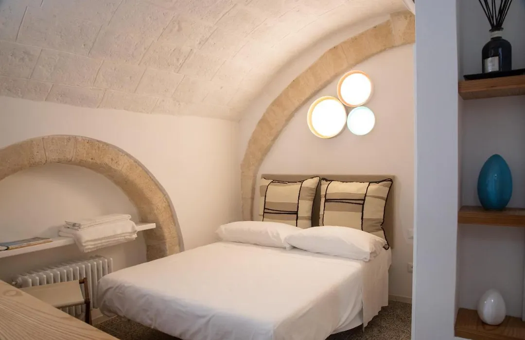 Enjoy Boutique Rooms-1